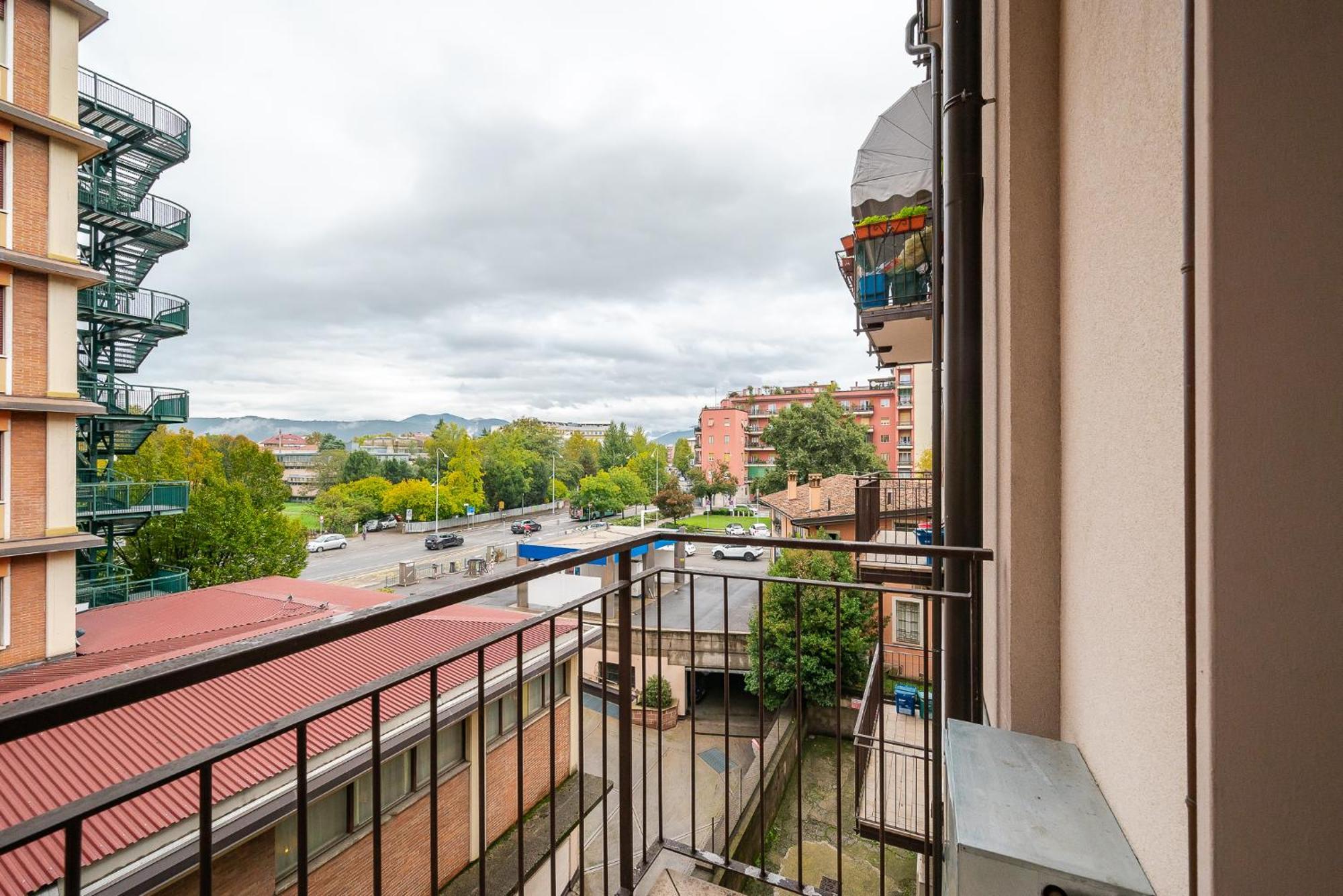 Essenza Moderna - Zona Ospedale Civile * Brescia